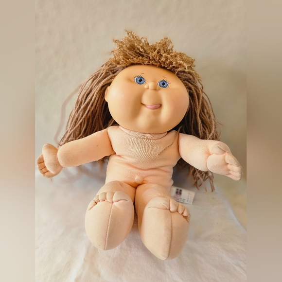 Vintage 1991 Hasbro Cabbage‎ Patch Kids Pretty Crimp 'N Curl Girl Doll Blue Eyes - Picture 1 of 5